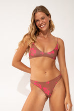 Laden Sie das Bild in den Galerie-Viewer, Image 06: Wednesday In Hawaii By Rio De Sol Set Set Pua-Coco-Guava Hana Sunset