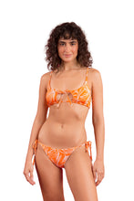 Laden Sie das Bild in den Galerie-Viewer, Model Front: Rio De Sol Set Set Trail-Orange Tank-Tie Ibiza-Comfy