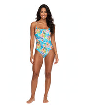 Laden Sie das Bild in den Galerie-Viewer, Model Front: Rio De Sol Badeanzug Maxi Flower Body