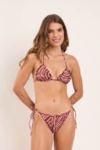 Laden Sie das Bild in den Galerie-Viewer, Model Front: Rio De Sol Oberteil Top Dune Frufru