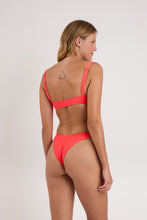 Laden Sie das Bild in den Galerie-Viewer, Model Back: Rio De Sol Set Set Malibu-Folia Agnes Cali