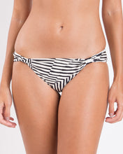 Laden Sie das Bild in den Galerie-Viewer, Gallery: Rio De Sol Unterteil Bottom Collage Mel