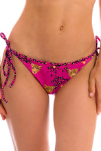 Laden Sie das Bild in den Galerie-Viewer, Gallery: Rio De Sol Unterteil Bottom Roar-Pink Ibiza-Comfy