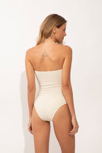 Laden Sie das Bild in den Galerie-Viewer, Model Back: Rio De Sol Badeanzug Brisa-Offwhite Tube-Op