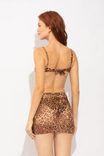 Laden Sie das Bild in den Galerie-Viewer, Model Back: Rio De Sol Strandrock Yaguara Mini Skirt Ruched