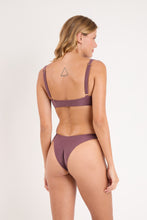 Laden Sie das Bild in den Galerie-Viewer, Model Back: Rio De Sol Unterteil Bottom Malibu-Ebano Cali