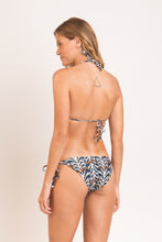 Laden Sie das Bild in den Galerie-Viewer, Model Back: Rio De Sol Unterteil Bottom Ikat Ibiza-Comfy