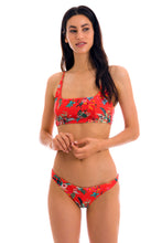 Laden Sie das Bild in den Galerie-Viewer, Model Front: Rio De Sol Oberteil Top Wildflowers Bra-Sport