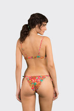 Laden Sie das Bild in den Galerie-Viewer, Model Back: Rio De Sol Unterteil Bottom Tropics Lacinho