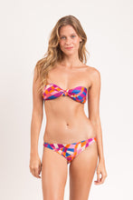 Laden Sie das Bild in den Galerie-Viewer, Model Front: Rio De Sol Unterteil Bottom Funny Essential-Comfy