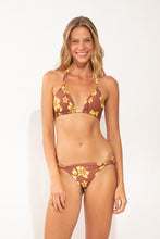 Laden Sie das Bild in den Galerie-Viewer, Model Front: Wednesday In Hawaii By Rio De Sol Oberteil Top Pua-Coco-Lilikoi Mel