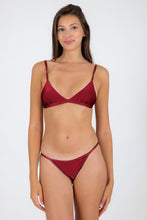 Laden Sie das Bild in den Galerie-Viewer, Model Front: Rio De Sol Oberteil Top Shimmer-Divino Tri-Fixo