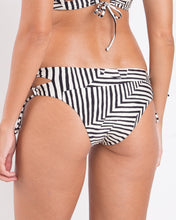 Laden Sie das Bild in den Galerie-Viewer, Image 05: Rio De Sol Unterteil Bottom Collage Madrid