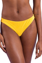 Laden Sie das Bild in den Galerie-Viewer, Gallery: Rio De Sol Unterteil Bottom Malibu-Yellow Essential-Comfy