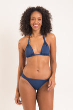 Laden Sie das Bild in den Galerie-Viewer, Model Front: Rio De Sol Unterteil Bottom Navy Mel-Comfy
