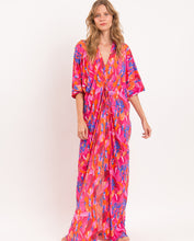 Laden Sie das Bild in den Galerie-Viewer, Gallery: Rio De Sol Strandkleid Flavors Long Dress