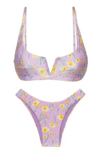 Laden Sie das Bild in den Galerie-Viewer, Product Front: Rio De Sol Set Set Canola Bra-V High-Leg
