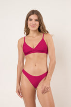 Laden Sie das Bild in den Galerie-Viewer, Model Front: Rio De Sol Set Set Shimmer-Desejo Paola Essential-Comfy
