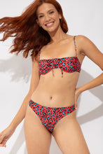 Laden Sie das Bild in den Galerie-Viewer, Image 06: Rio De Sol Oberteil Top Coral-Feline Balconet-Tie
