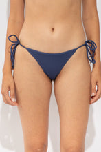 Laden Sie das Bild in den Galerie-Viewer, Gallery: Rio De Sol Unterteil Bottom Carmel-Blue Cheeky-Micro
