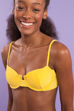 Laden Sie das Bild in den Galerie-Viewer, Image 09: Rio De Sol Set Set Malibu-Yellow Balconet Essential-Comfy
