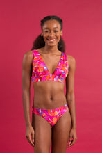 Laden Sie das Bild in den Galerie-Viewer, Image 10: Rio De Sol Set Set Flavors Halter-Marina Essential-Cos
