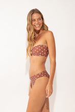 Laden Sie das Bild in den Galerie-Viewer, Image 03: Wednesday In Hawaii By Rio De Sol Set Set Kiko-Coco Lani Waikiki
