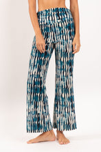Laden Sie das Bild in den Galerie-Viewer, Gallery: Rio De Sol Strandhosen Azule Murana Pants
