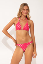 Laden Sie das Bild in den Galerie-Viewer, Model Front: Wednesday In Hawaii By Rio De Sol Unterteil Bottom Kiko-Guava Oahu
