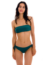 Laden Sie das Bild in den Galerie-Viewer, Model Front: Rio De Sol Unterteil Bottom Uv-Galapagos Madrid
