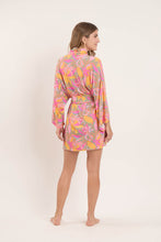 Laden Sie das Bild in den Galerie-Viewer, Model Back: Rio De Sol Kaftans/Cover-Ups Lyla Kimono
