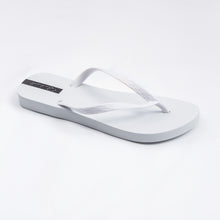 Laden Sie das Bild in den Galerie-Viewer, Product Back: Rio De Sol Flip-Flop White Slim
