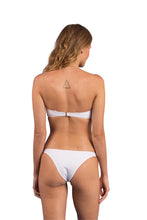 Laden Sie das Bild in den Galerie-Viewer, Model Back: Rio De Sol Oberteil Top Bora-White Bandeau-Joy
