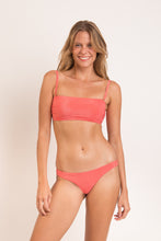 Laden Sie das Bild in den Galerie-Viewer, Model Front: Rio De Sol Oberteil Top Malibu-Nina Bandeau-Reto
