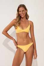 Laden Sie das Bild in den Galerie-Viewer, Image 05: Wednesday In Hawaii By Rio De Sol Set Set Lilikoi Hana Sunset
