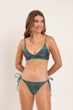 Laden Sie das Bild in den Galerie-Viewer, Model Front: Rio De Sol Unterteil Bottom Brisa Ibiza-Comfy
