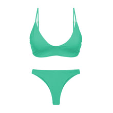 Laden Sie das Bild in den Galerie-Viewer, Product Front: Wednesday In Hawaii By Rio De Sol Set Set Valley Hana Sunset
