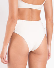 Laden Sie das Bild in den Galerie-Viewer, Image 05: Rio De Sol Unterteil Bottom Malibu-Natural Highwaist-Spin
