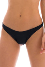 Laden Sie das Bild in den Galerie-Viewer, Bottom Cloque Preto Recorte
