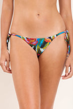 Laden Sie das Bild in den Galerie-Viewer, Bottom Flair Cheeky-Tie
