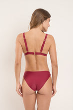 Laden Sie das Bild in den Galerie-Viewer, Bottom Touch-Carmim Essential-Comfy
