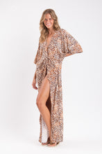 Laden Sie das Bild in den Galerie-Viewer, Leopard Long Dress
