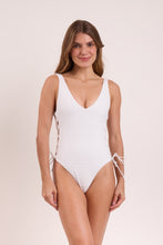 Laden Sie das Bild in den Galerie-Viewer, Memphis-White Zoe
