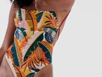 Laden und Abspielen von Videos im Galerie-Viewer, Video: Rio De Sol Badeanzug El-Arco Ella
