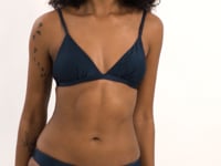 Laden und Abspielen von Videos im Galerie-Viewer, Video: Rio De Sol Unterteil Bottom Shimmer-Shark Essential-Comfy
