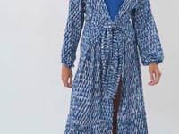 Laden und Abspielen von Videos im Galerie-Viewer, Chuva Long Dress Verona
