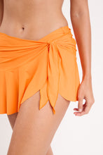 Laden Sie das Bild in den Galerie-Viewer, Gallery: Rio De Sol Strandrock Bio-Laranjada Mini Skirt
