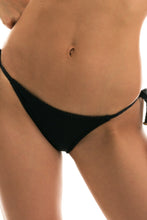 Laden Sie das Bild in den Galerie-Viewer, Gallery: Rio De Sol Unterteil Bottom Cloque Preto Balconet
