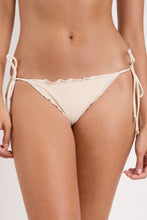Laden Sie das Bild in den Galerie-Viewer, Gallery: Rio De Sol Unterteil Bottom Malibu-Natural Frufru
