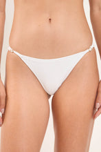Laden Sie das Bild in den Galerie-Viewer, Gallery: Rio De Sol Unterteil Bottom Sand-White Cheeky-Fixa
